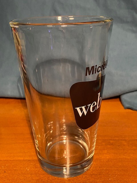 Microsoft webtv logo Pint Glass - MINT 1997 WebTV
