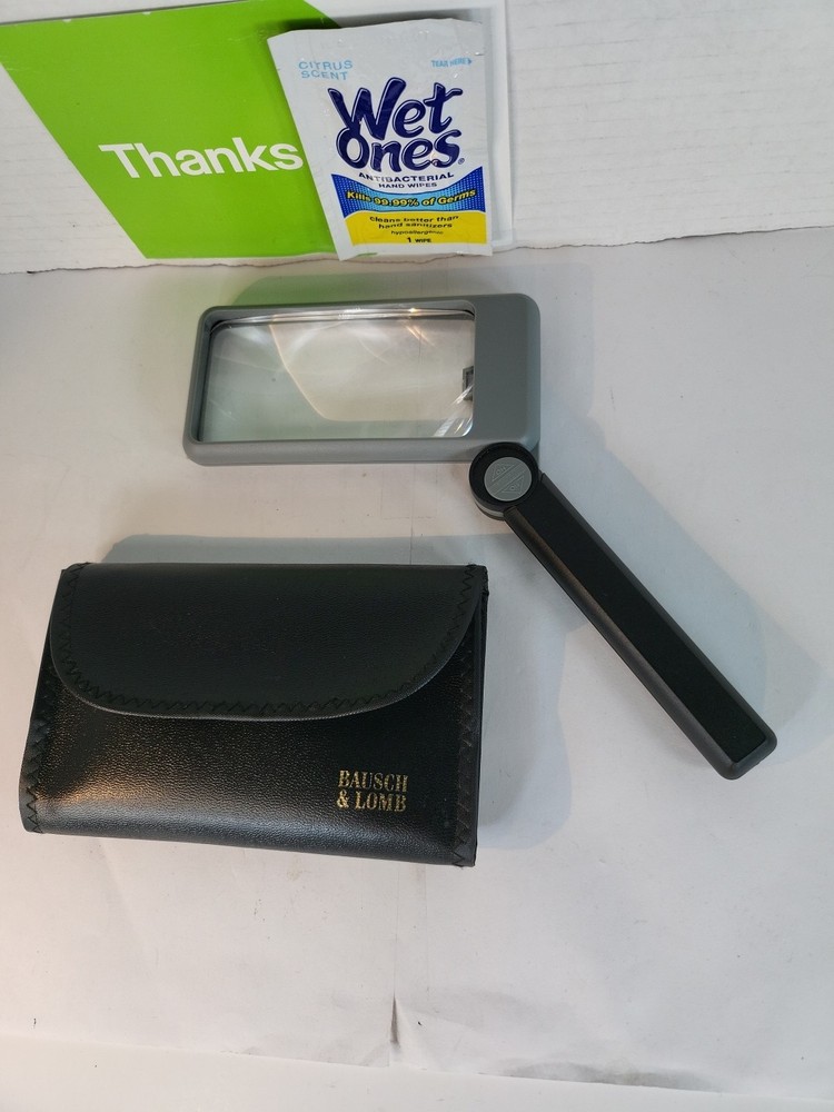 Bausch & Lomb Illuminated Magnifying Glass Rectangular+Batteries NICE Condition