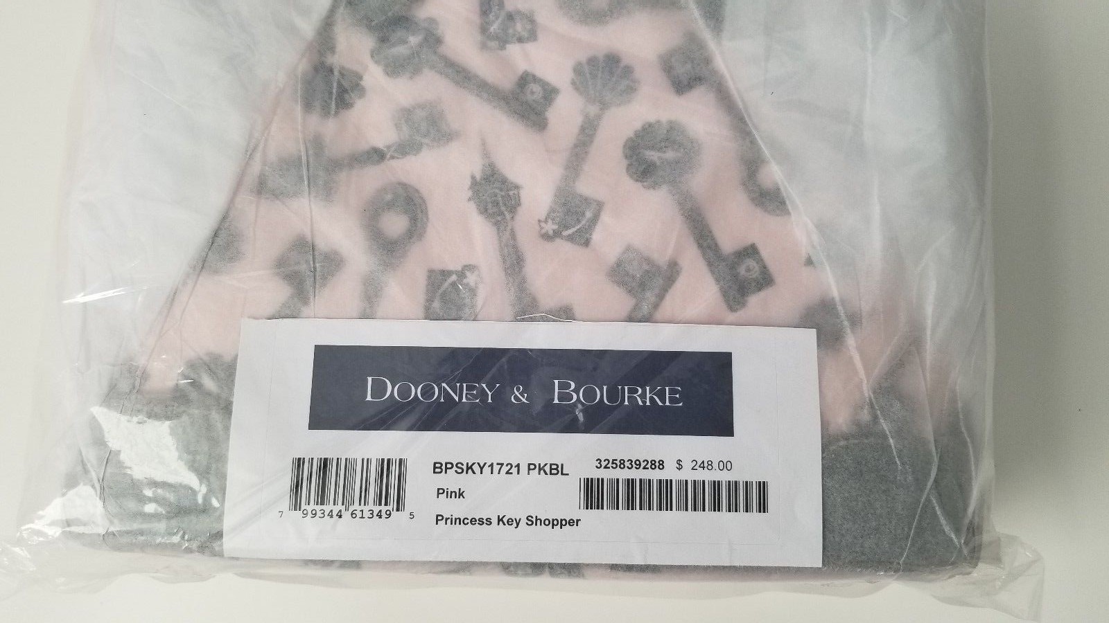 NWT FACTORY SEALED Disney Dooney and Bourke Princess Keys Tote Bag