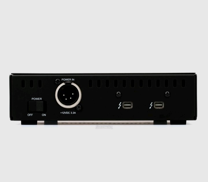 Universal Audio UAD-2 Satellite Quad Thunderbolt DSP Accelerator Audio Interface