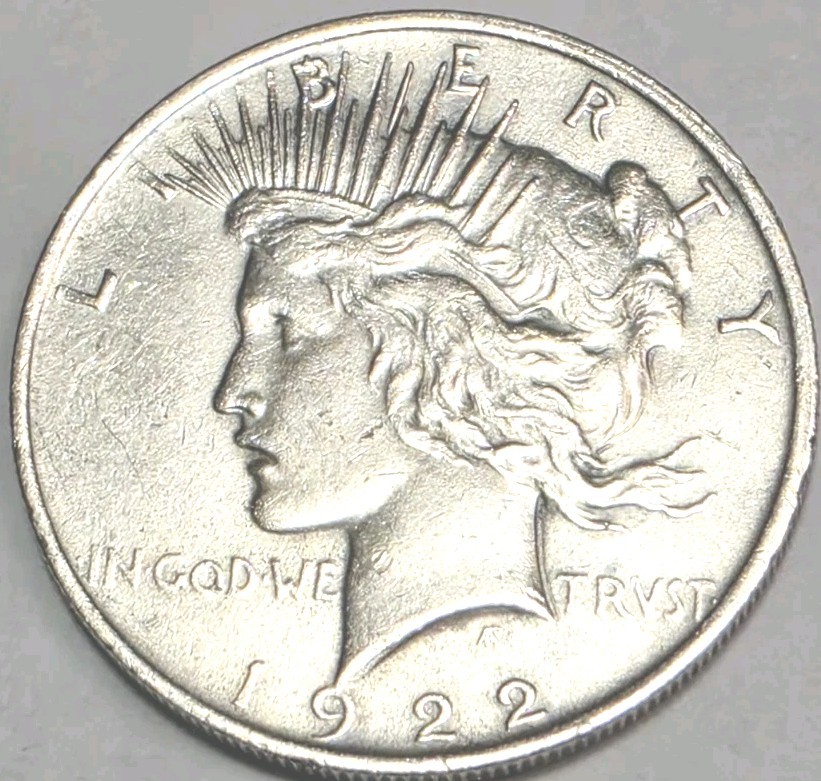 1922 peace dollar VF condition  #118