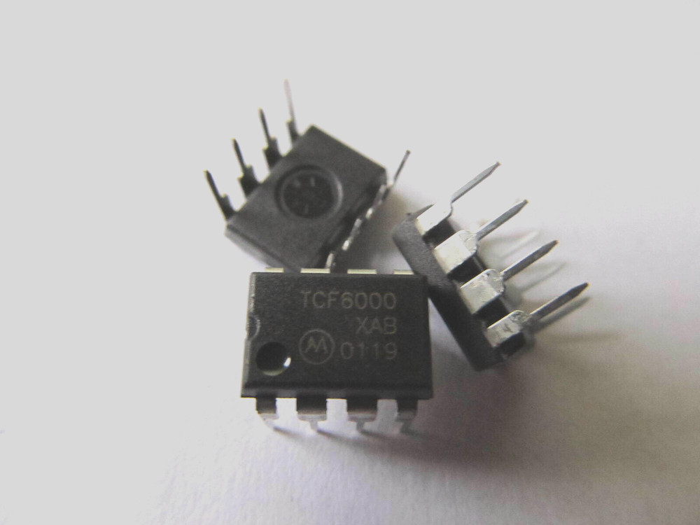 Motorola TCF6000 Peripheral Clamping Array Analog Circuit, BIPolar DIP-8