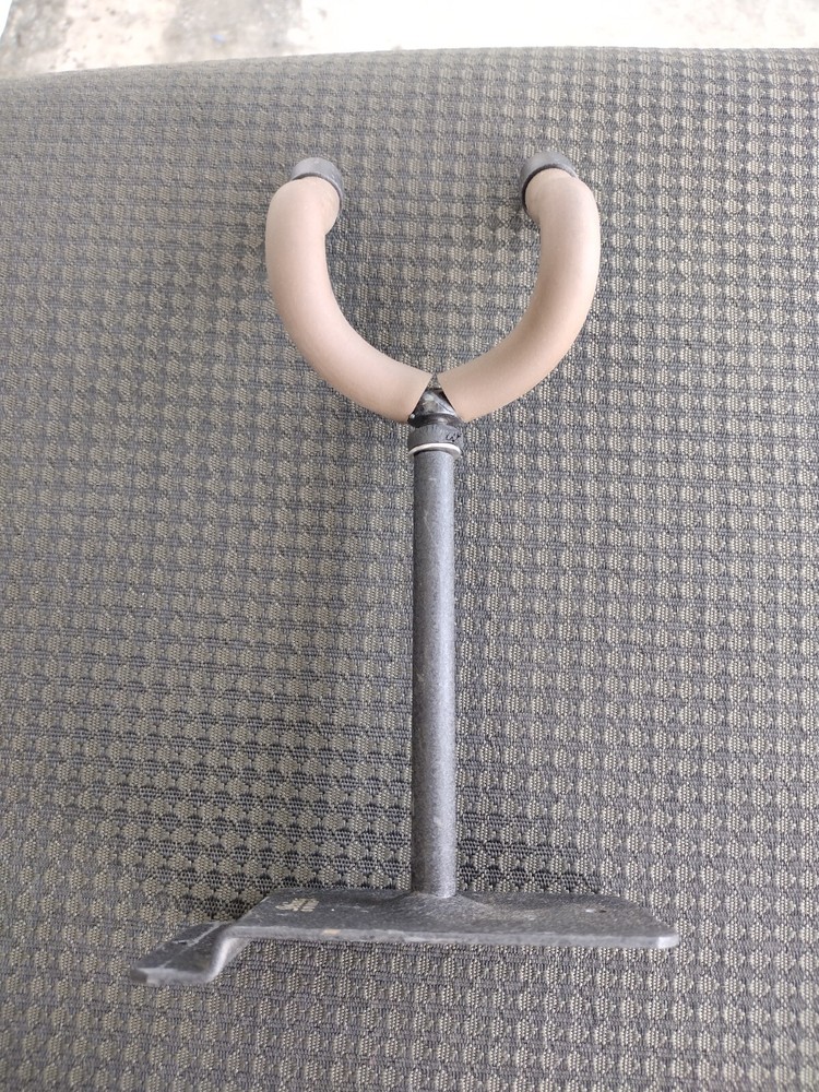 STRING SWING GUITAR HANGER FOR SLAT BOARD HOME or STUDIO DISPLAY 4"