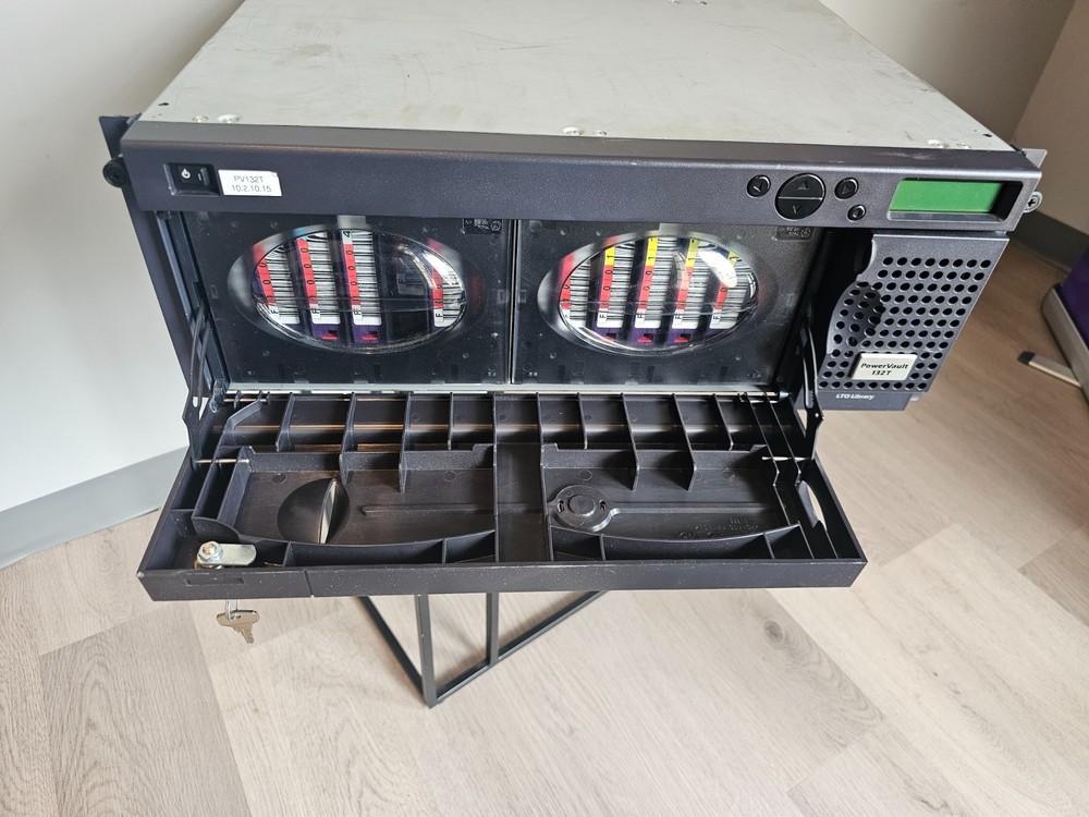 Dell PowerVault 132T LTO Rack Mountable Library Chassis