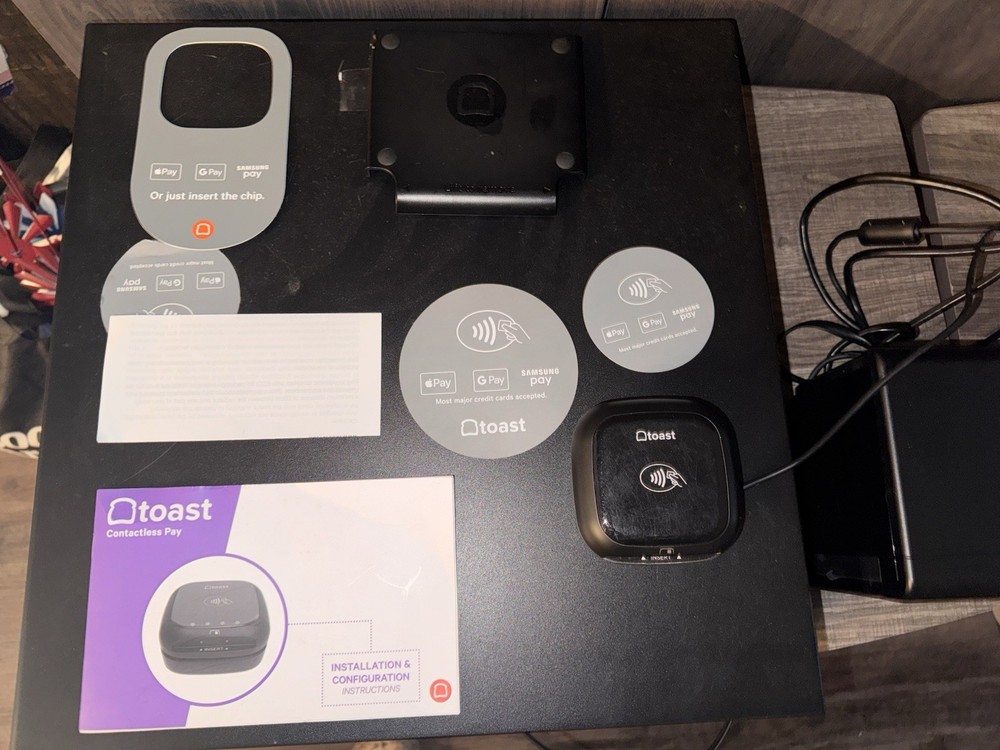 Toast Flex TT200 POS System Touch Screen Printer, card reader, Cashbox, & Cables