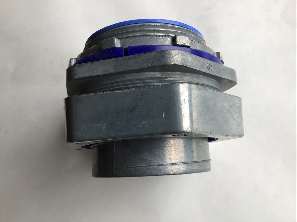 Thomas & Betts 3” Liquid Tight Connector LT-208