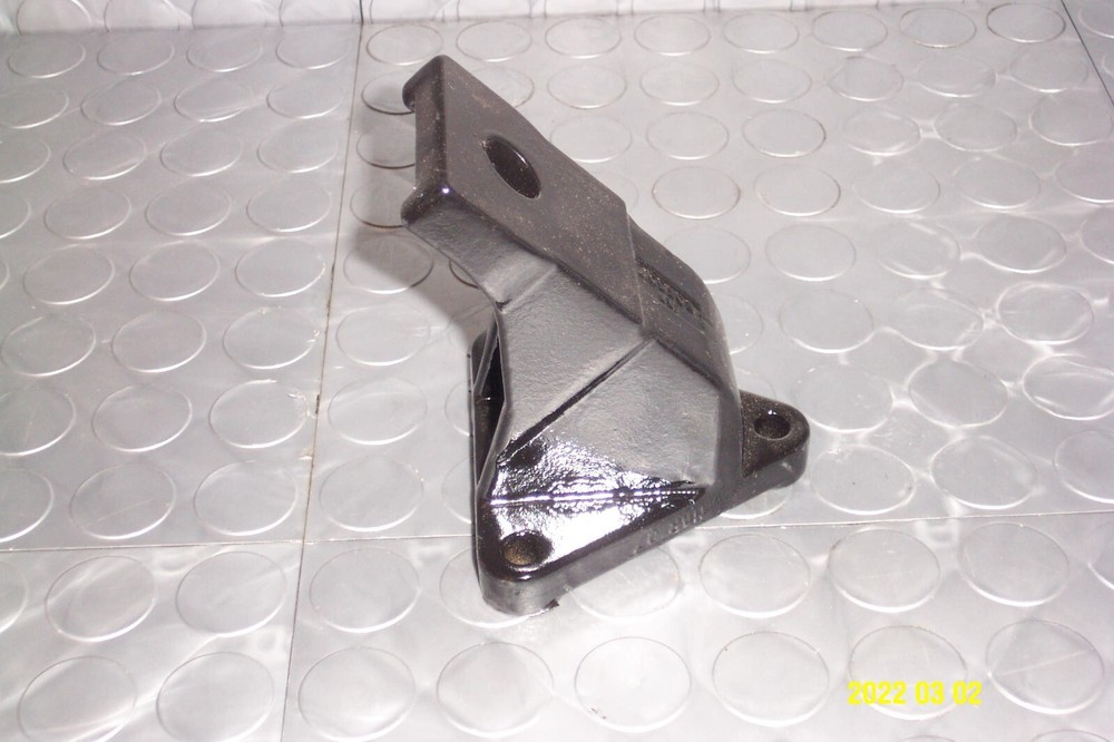 Mercury Mercruiser Quicksilver Front Engine Mount Bracket Assembly OEM 79550A1