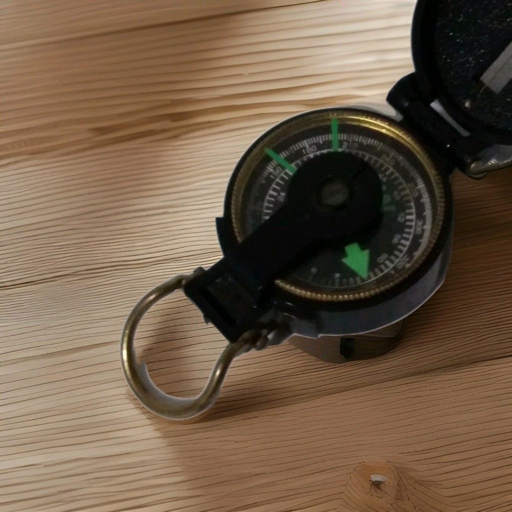 Engineer Directional Compass Black Plastic. D5