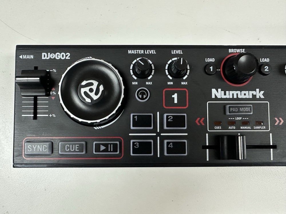 Dj Controller Numark DJGO2 Serato DJ