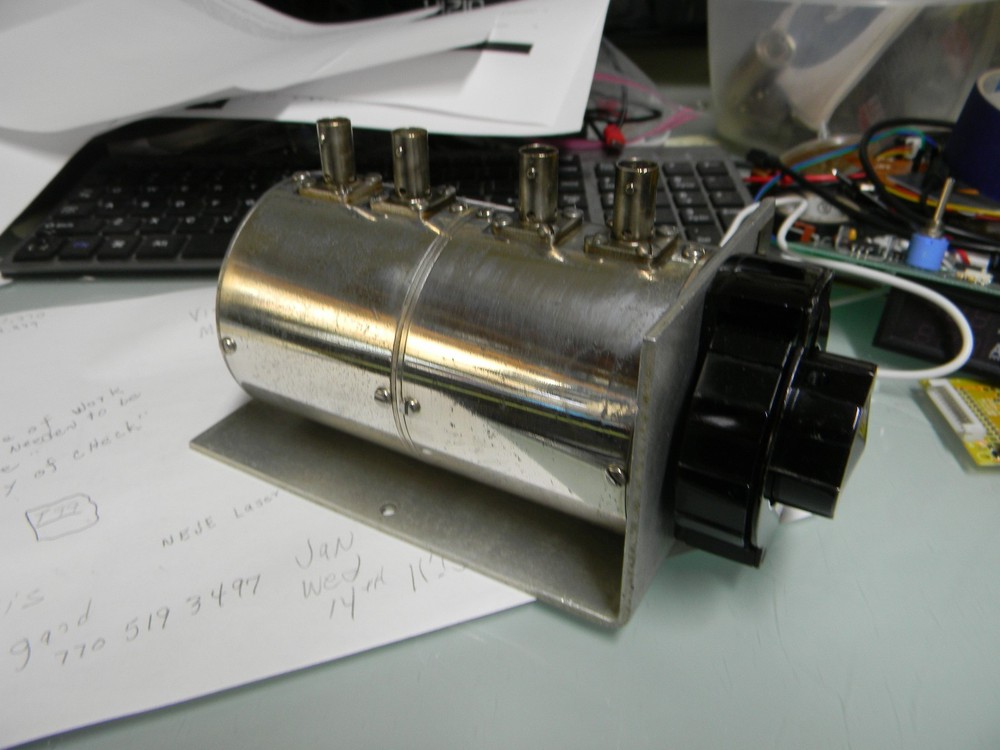 large 10 step attenuator, good condition, 0.3--10.3 DB