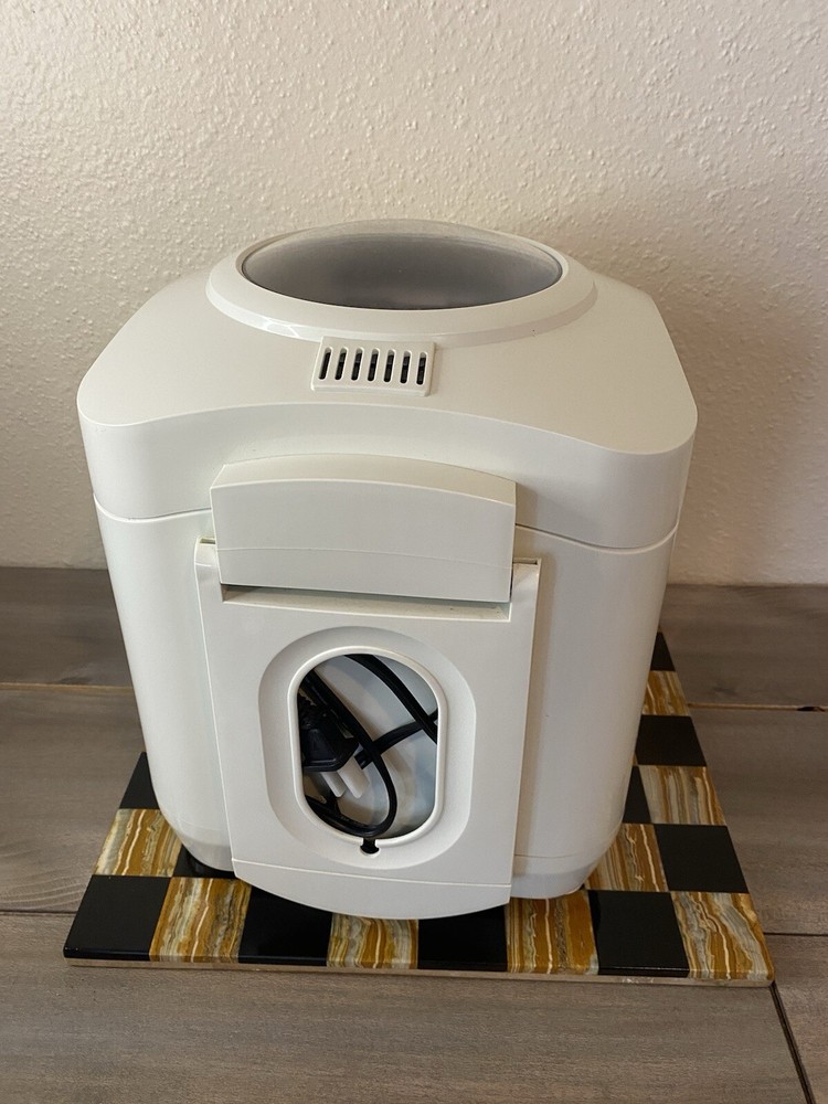 Breadman TR555LC Cool Touch Automatic Bread Baker Maker Machine 1.5lbs