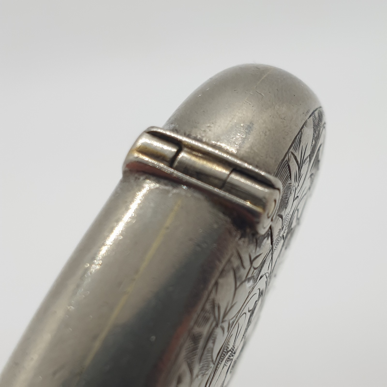 Silver-Plated Oval Vesta Case Match Holder with Floral Design