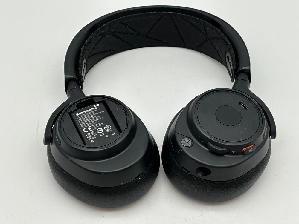 SteelSeries Arctis Nova Pro Wireless Over-Ear Gaming Headset