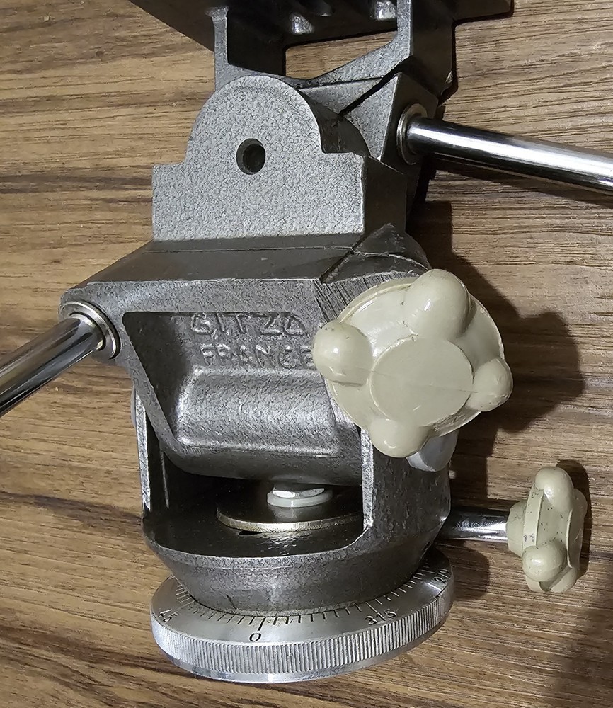 GITZO Tripod HEAD R.No.4 (with Camera Bolt) Double Locking BEAUTIFUL - MINT
