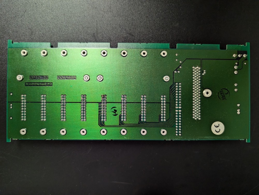 Opto 22 SNAPB8M 006468A 8 Module Rack