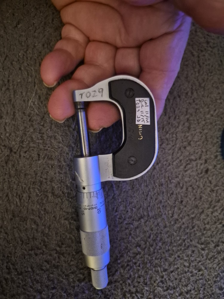 Fowler 0-1" Outside Diameter Micrometer (A)