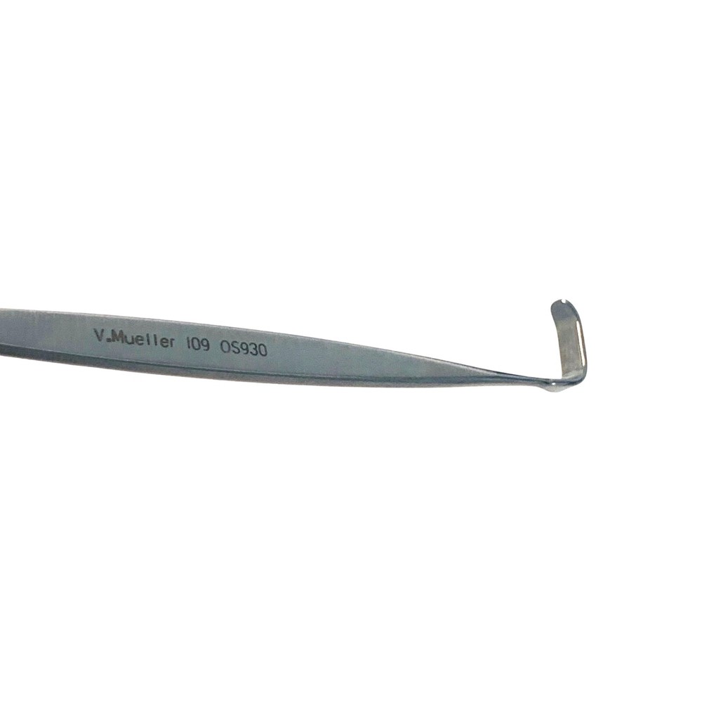 V Mueller REF 109 0S930, DOUBLE ENDED RETRACTOR