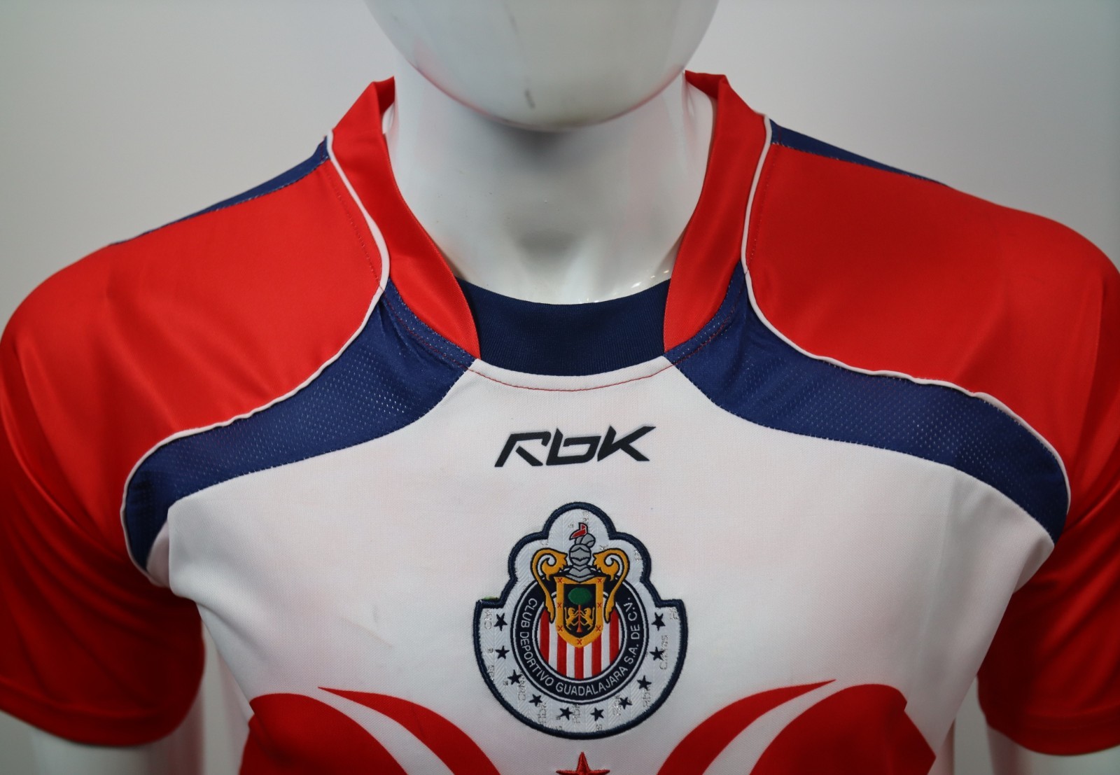 CHIVAS RETRO LOCAL 06/07 (Talla Reducida) slim fit LEER DESCRIPSON