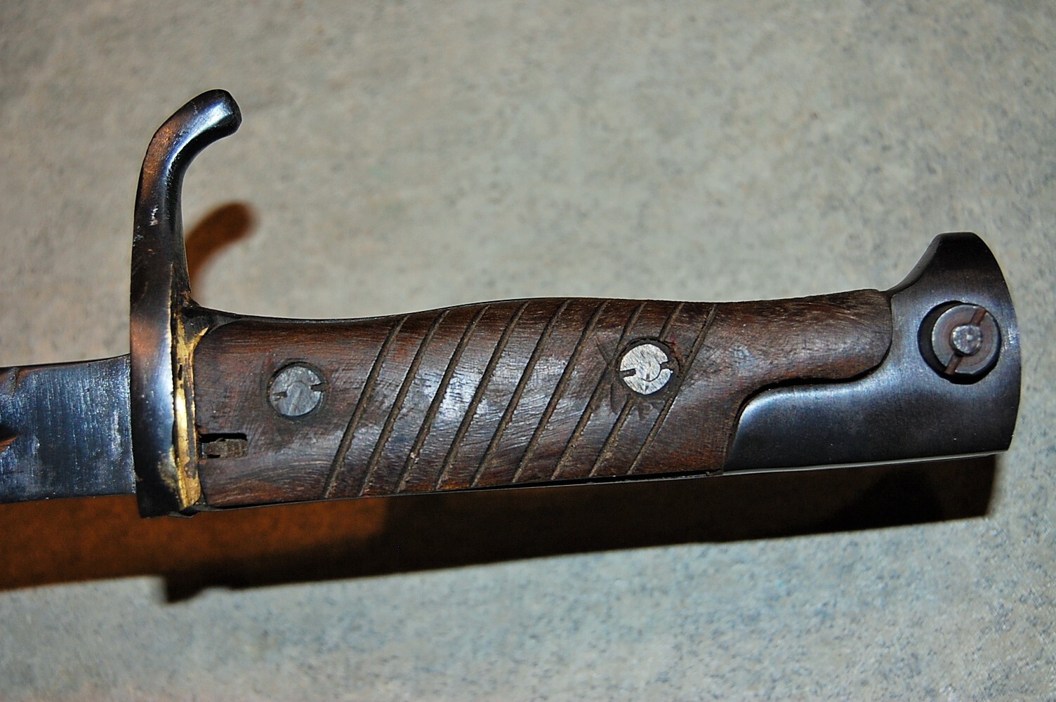 German M1898 Butcher Saw Back Sword Bayonet w/ Scabbard & Frog, Reproduction