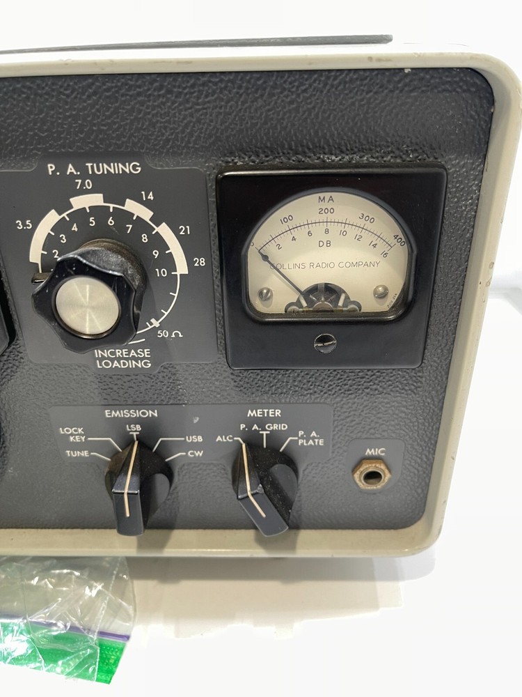 Collins 32S-1 Transmitter - broken knob not tested