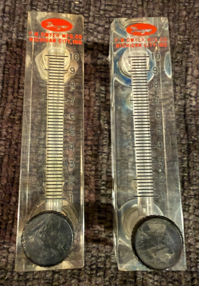 2 Dwyer Series Visi-Float  Acrylic Flow Meter 0 - 10