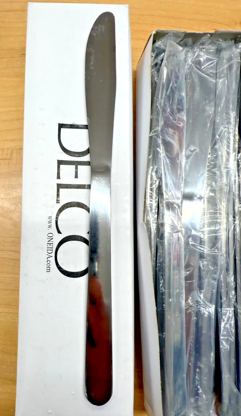 Oneida B401KGWF Delco© Windsor III™ Stainless Steel Dinner Knife Qty 36 Catering