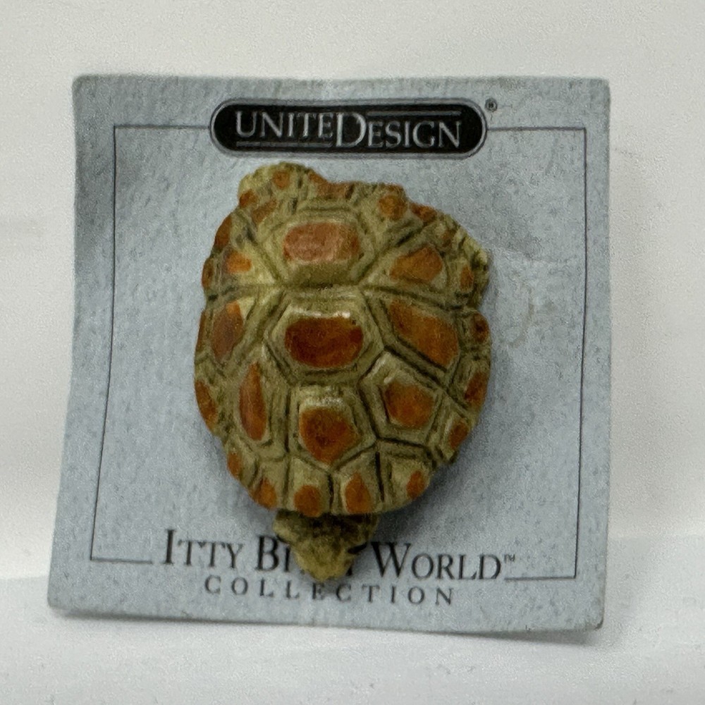 Itty Bitty World by United Design Turtle Figurine