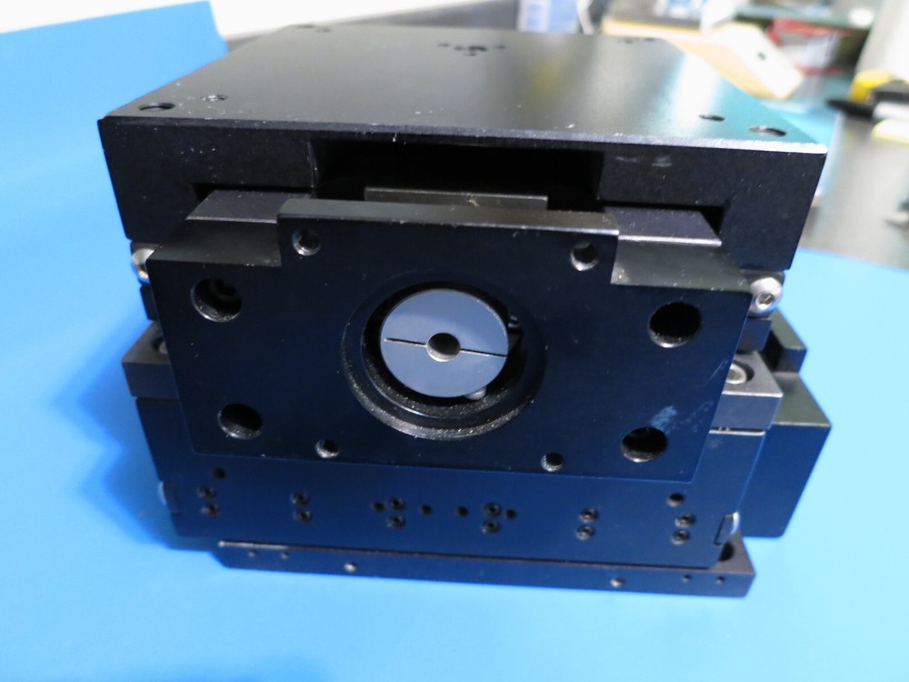 DCI Design Components Inc. DC-33A Linear X-Y Translation Stage