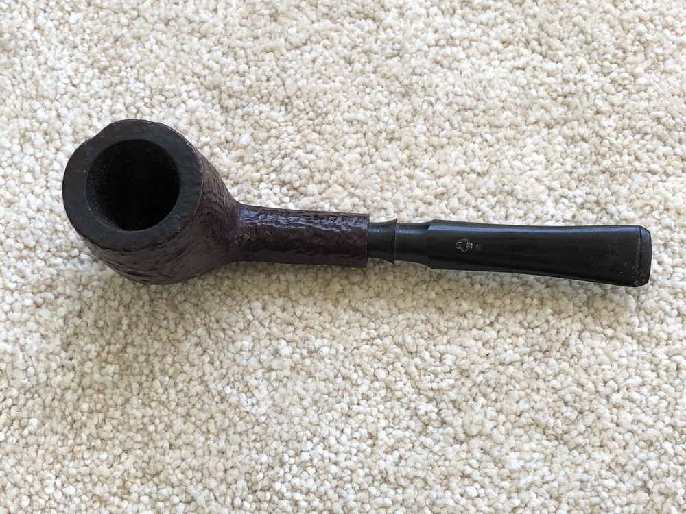 KAYWOODIE RUSTICATED BILLIARD SAXON BRIAR PIPE