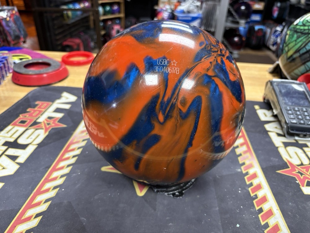 Used Hammer Spike Bowling Ball 14 Pounds