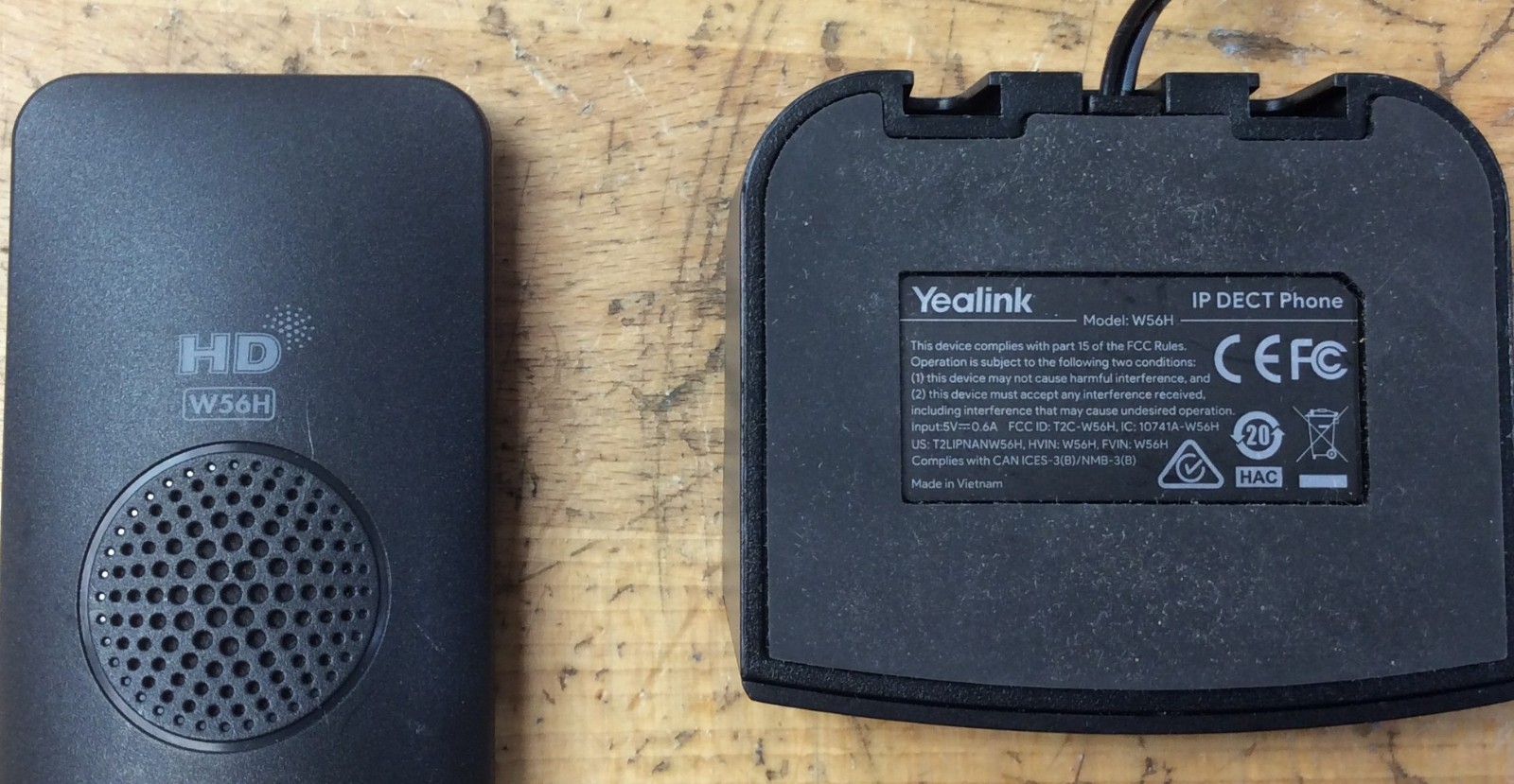 Yealink W56H and Dect IP Base Station W70B -complete kit