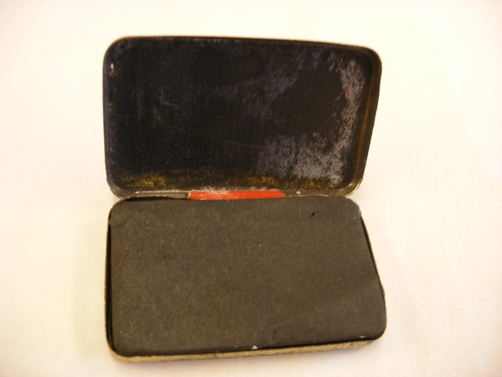 Phonograph Victrola Gramophone Needle Tin - Silver