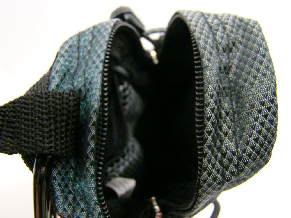 SAMSONITE CLIP ON BELT POUCH nice