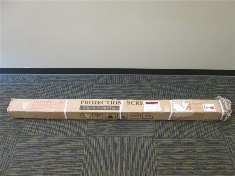 Elite Screens Manual Pull Down Screen 70 Inch Projector Screen New in Box
