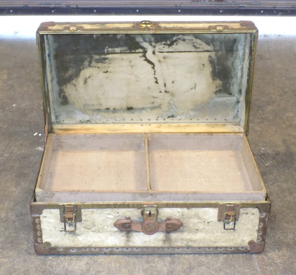 WWII US Military Spoils of War Trunk Fibre-Fifty Dated 5/24/44 Return Shipment