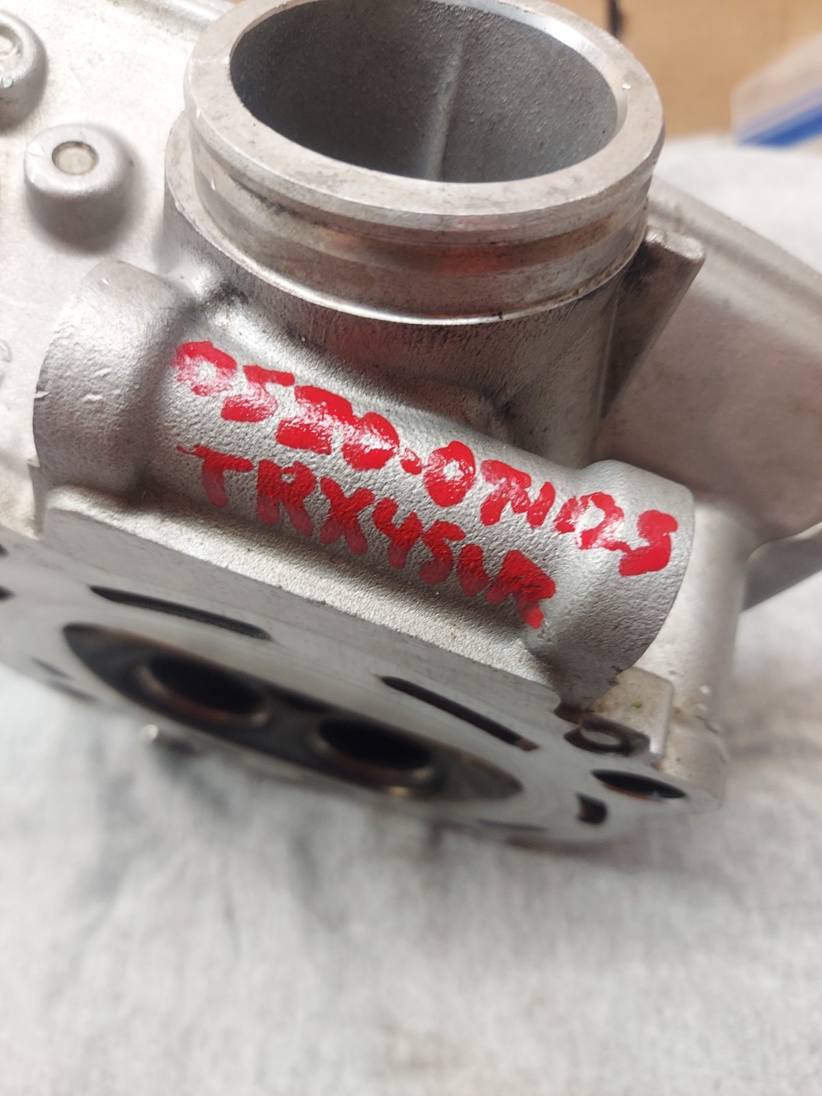 06-14 Honda trx450r Cylinder Head Trx450er 450r 450er