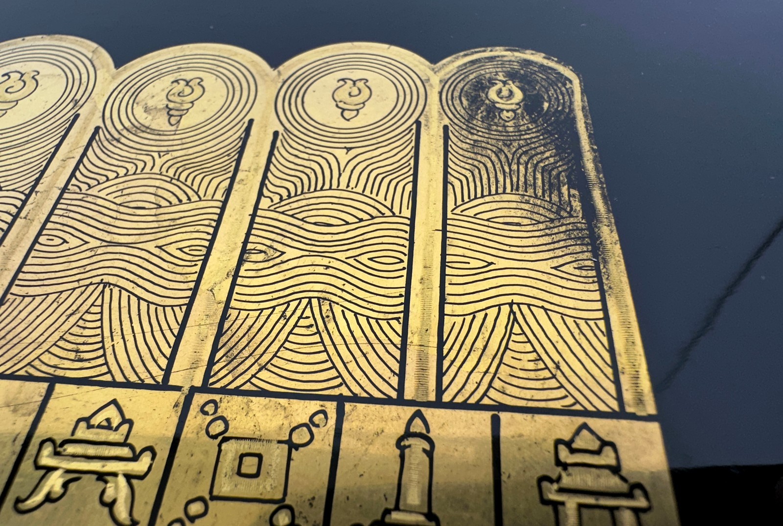 Large Burmese Gold Leaf Buddha Footprint Lacquer Panel Altar Art Zen Decor 18"