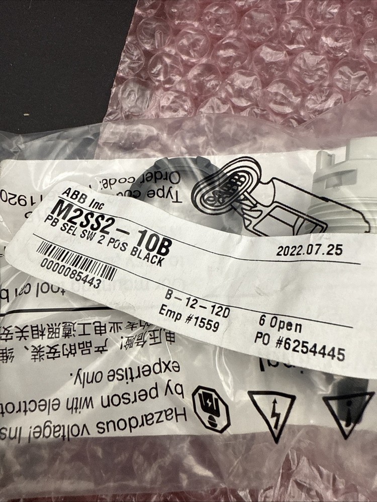 ABB Selector Switch 1SFA611201R1006 M2SS2-10B - 2-Position Kit NEW