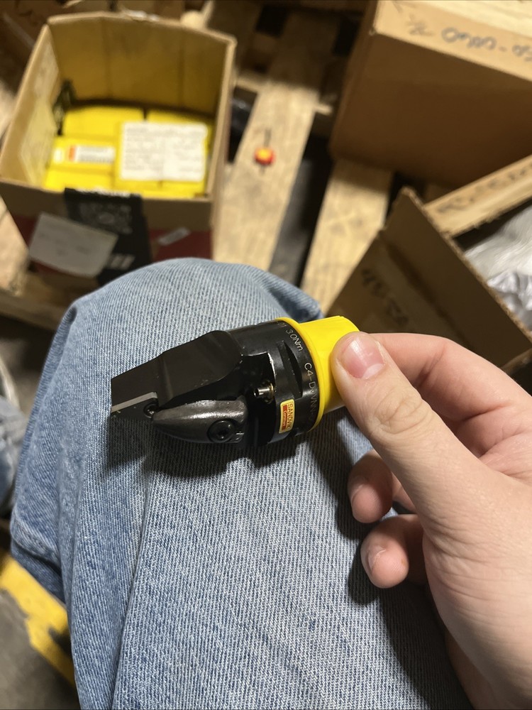 SANDVIK C4-DVVNN-00062-16 TOOLHOLDER