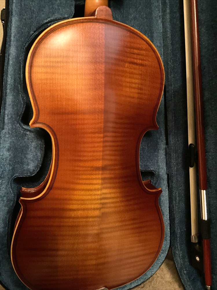 Handmade Flamed Violin 4/4 Professional Solid Maple Wood Shoulder Holder, Bow
