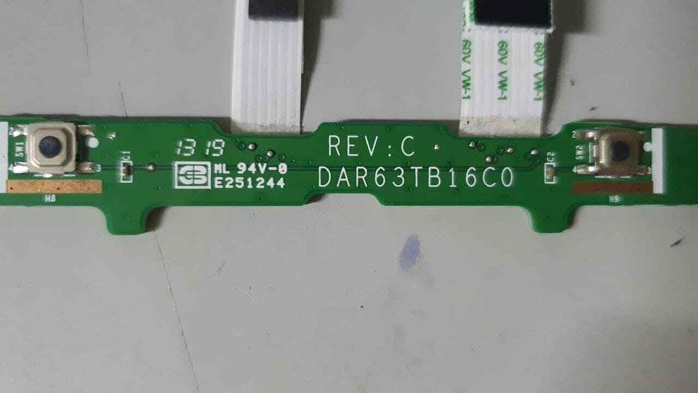 HP Pavilion 15-E025SL Touchpad Palmrest Key Board Cables