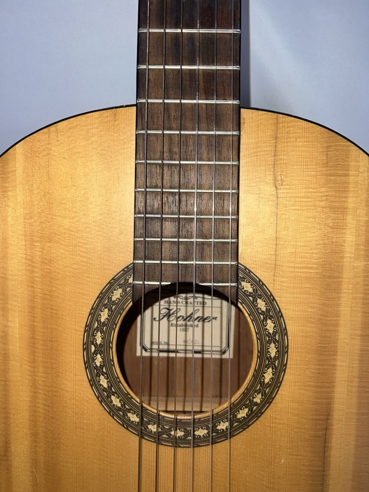 Hohner HC620 Classical Guitar Solid Top 2-Way Truss Rod