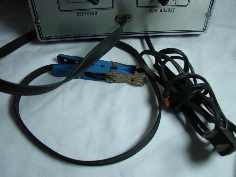 VINTAGE BAR GENERATOR EICO, SERIAL #2884 MODEL 352