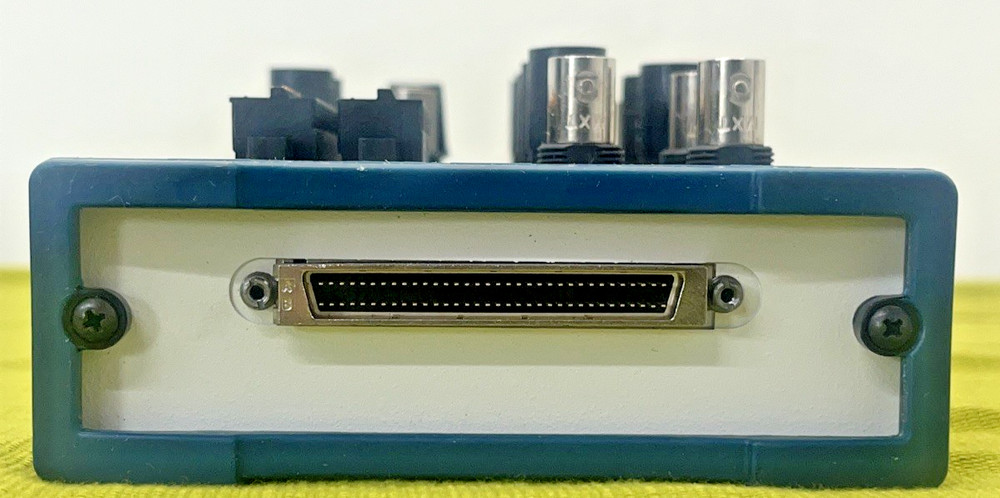 National Instruments BNC-2110 Connector Box