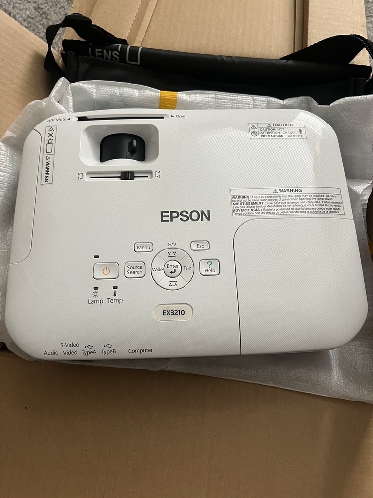 Epson Multimedia Projector Ex3210 Usb 3lcd Portable 2800 Lumens MISSING CD
