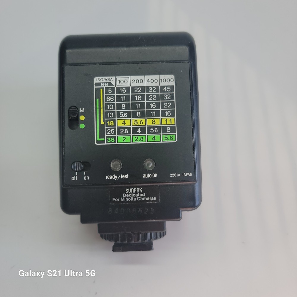 SunPak Auto 221 D Camera Flash Universal - Tested, Works!