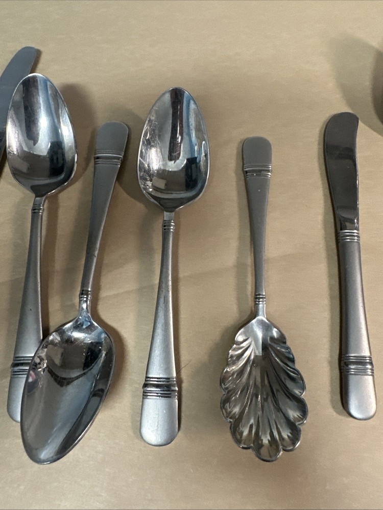24 Piece Lot Flatware DJ Korea
