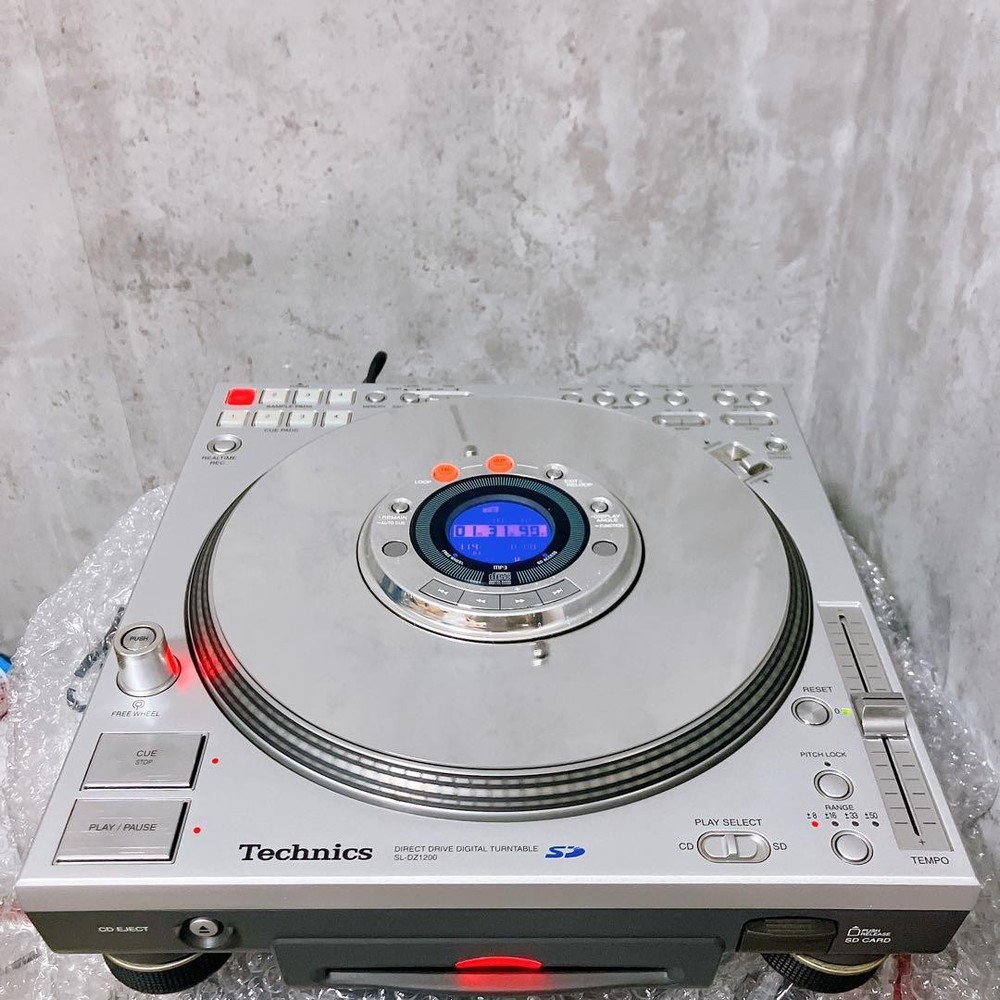 Rare Technics SL DZ1200 Turntable Technics CDJ