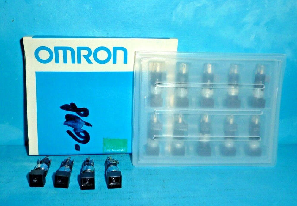 Omron A3DA-7121 Pushbutton Switches 14pcs NOS/NIB