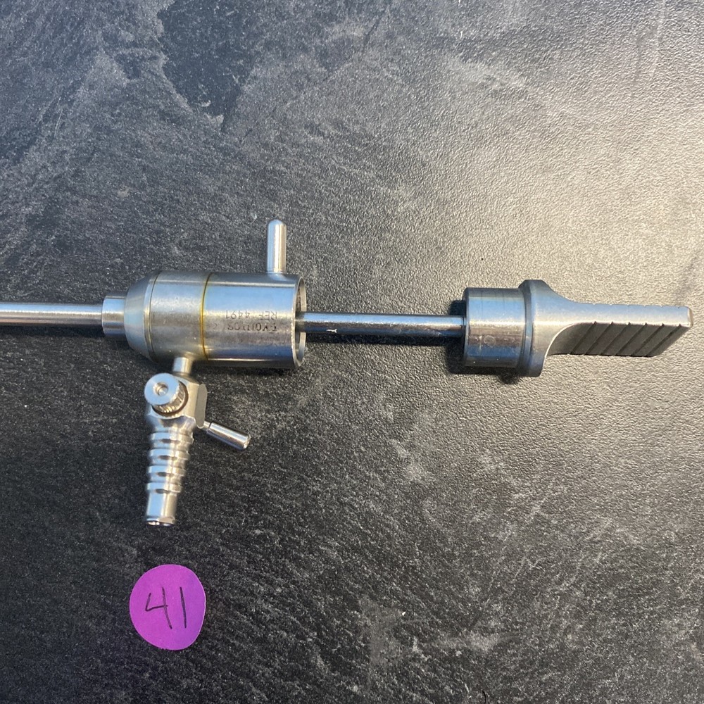 Dyonics 4.5mm Single Valve Cannula Rotatable Ref: 4491 With TROCAR